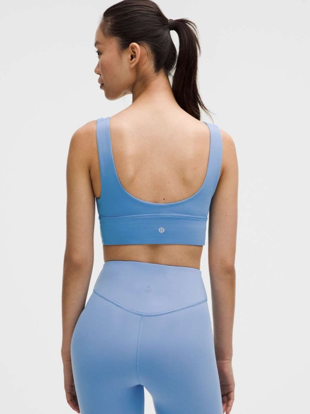EUC Lululemon Align V-Neck Bra *Light Support, A/B Cup - Pool Party. Size 6